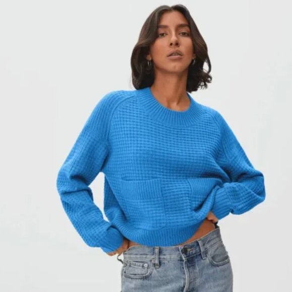 The Belgian-Waffle Pocket Pullover in ReCashmere from Everlane in blue, small - Picture 1 of 6